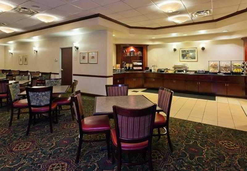 Springhill Suites Indianapolis Кармел Ресторан фото